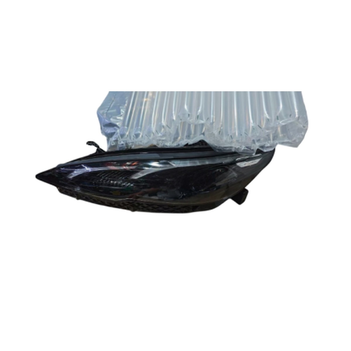 BYD Seal 05 on sağ fara